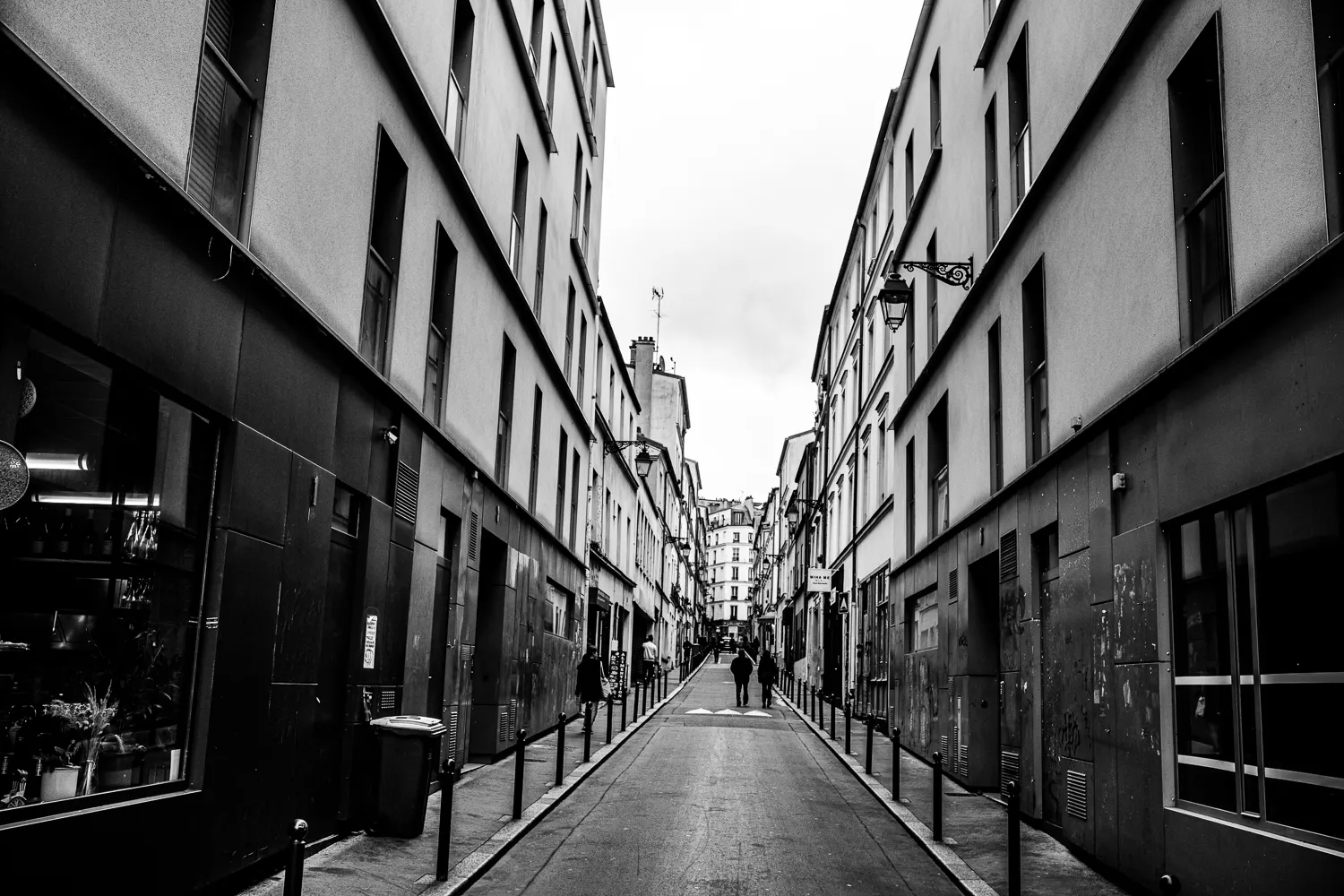 Paris in Monochorme